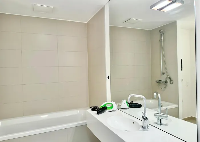 Modern Stylish Luxury With Parking * וינה