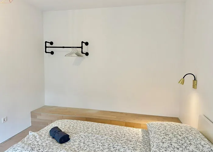 Modern Stylish Luxury With Parking וינה