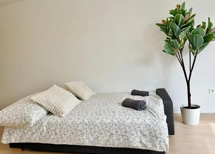 דירה Modern Stylish Luxury With Parking